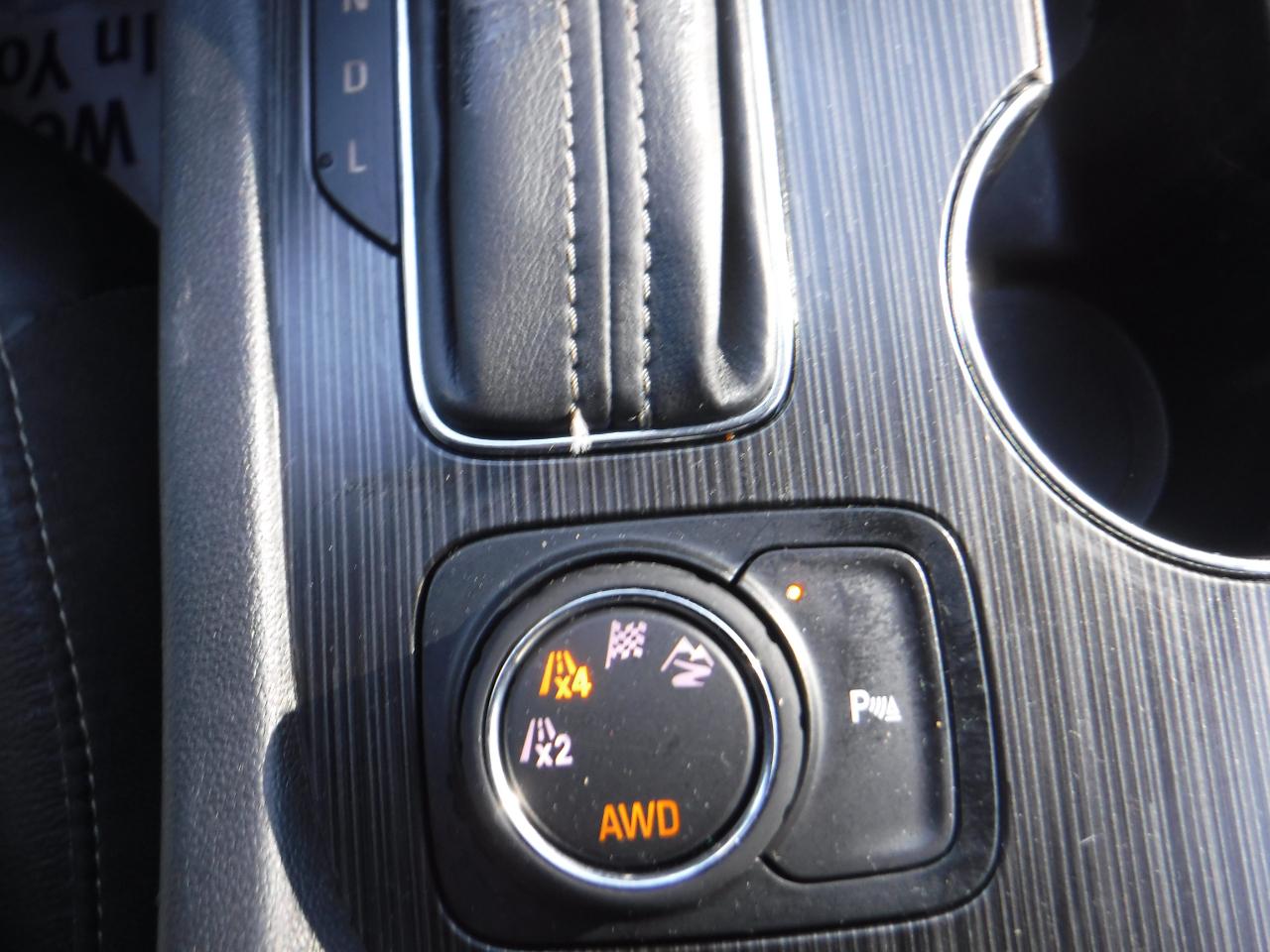 GMC Acadia AWD 4dr SLT 2018