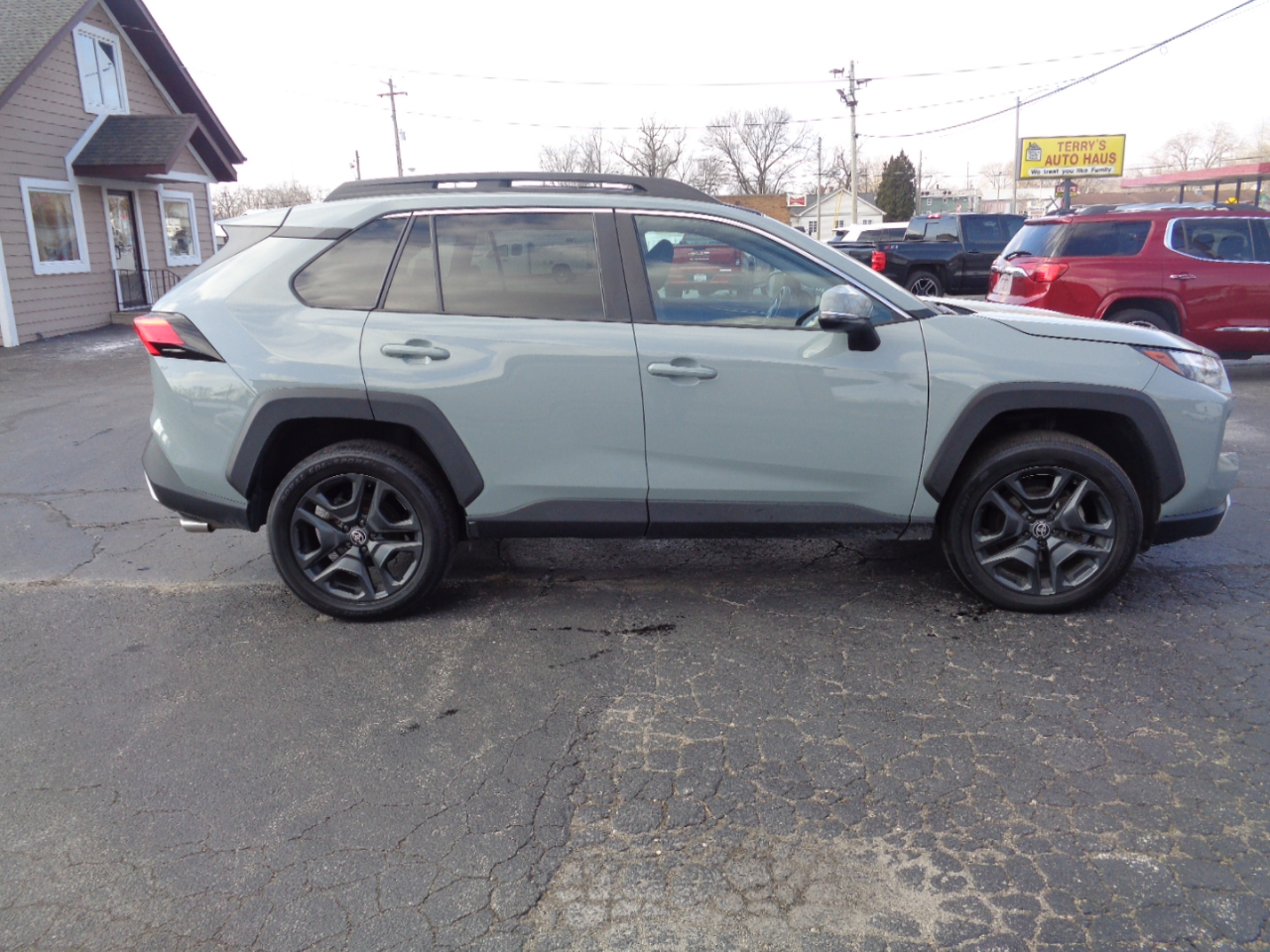 Toyota RAV4 Adventure 4D SUV FWD 2022