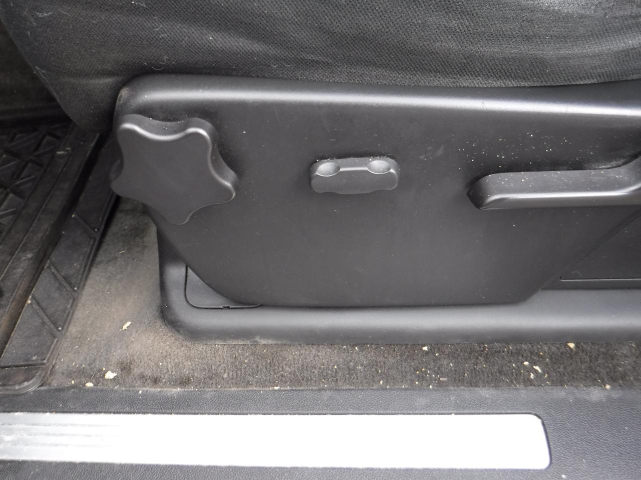 Chevrolet Suburban 2WD 4dr 1500 LS 2008