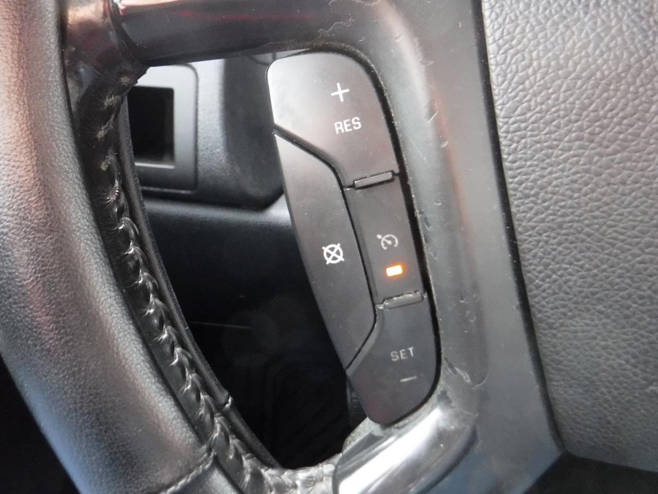 Chevrolet Suburban 2WD 4dr 1500 LS 2008