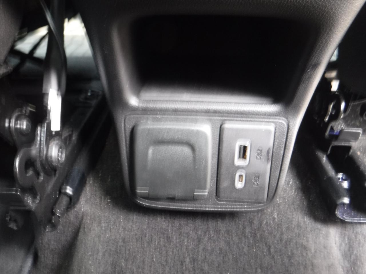 Buick Encore GX AWD 4dr Essence 2020