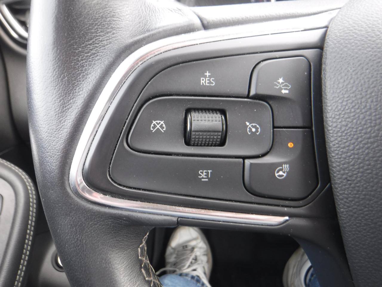 Buick Encore GX AWD 4dr Essence 2020