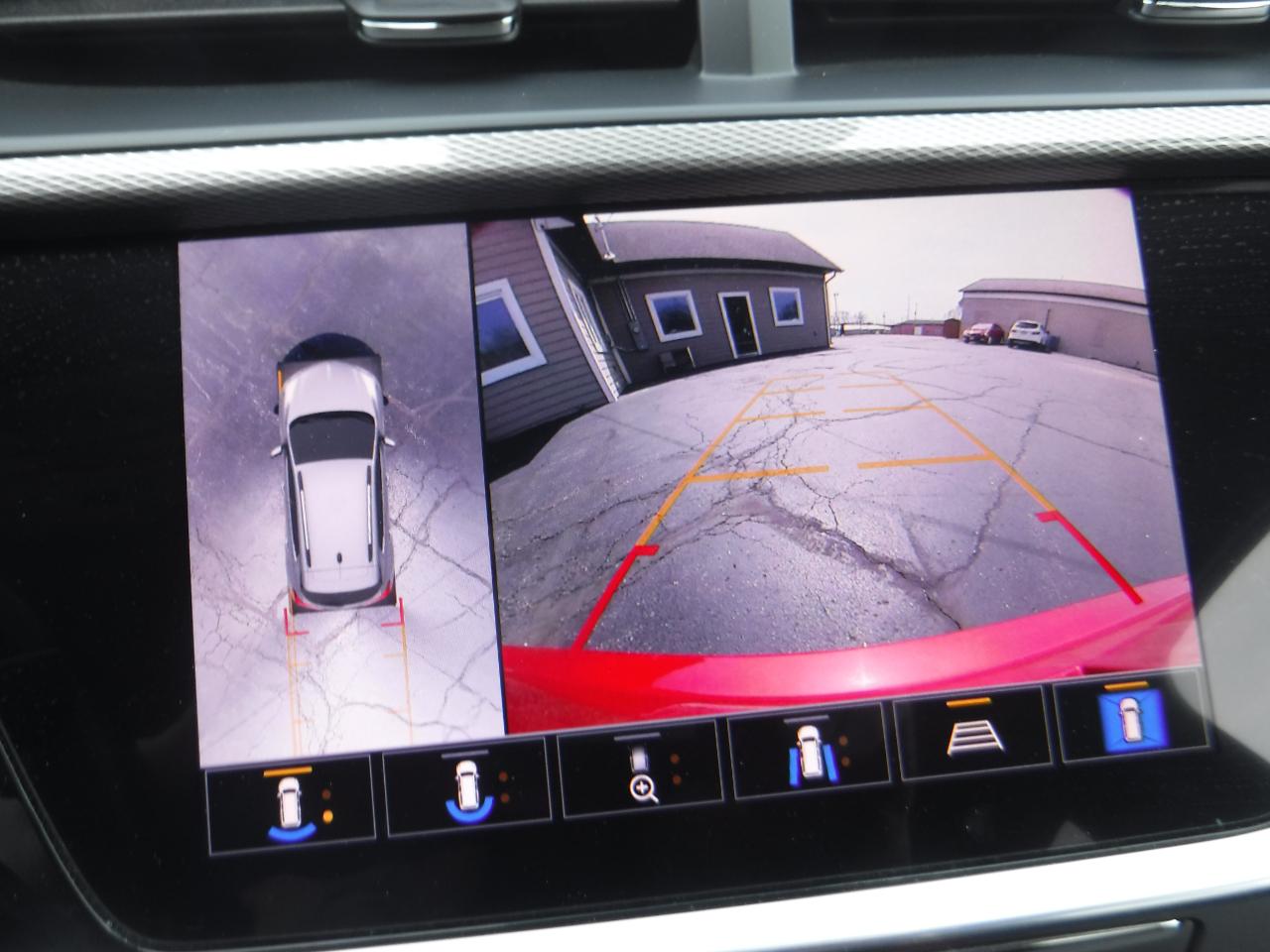 Buick Encore GX AWD 4dr Essence 2020