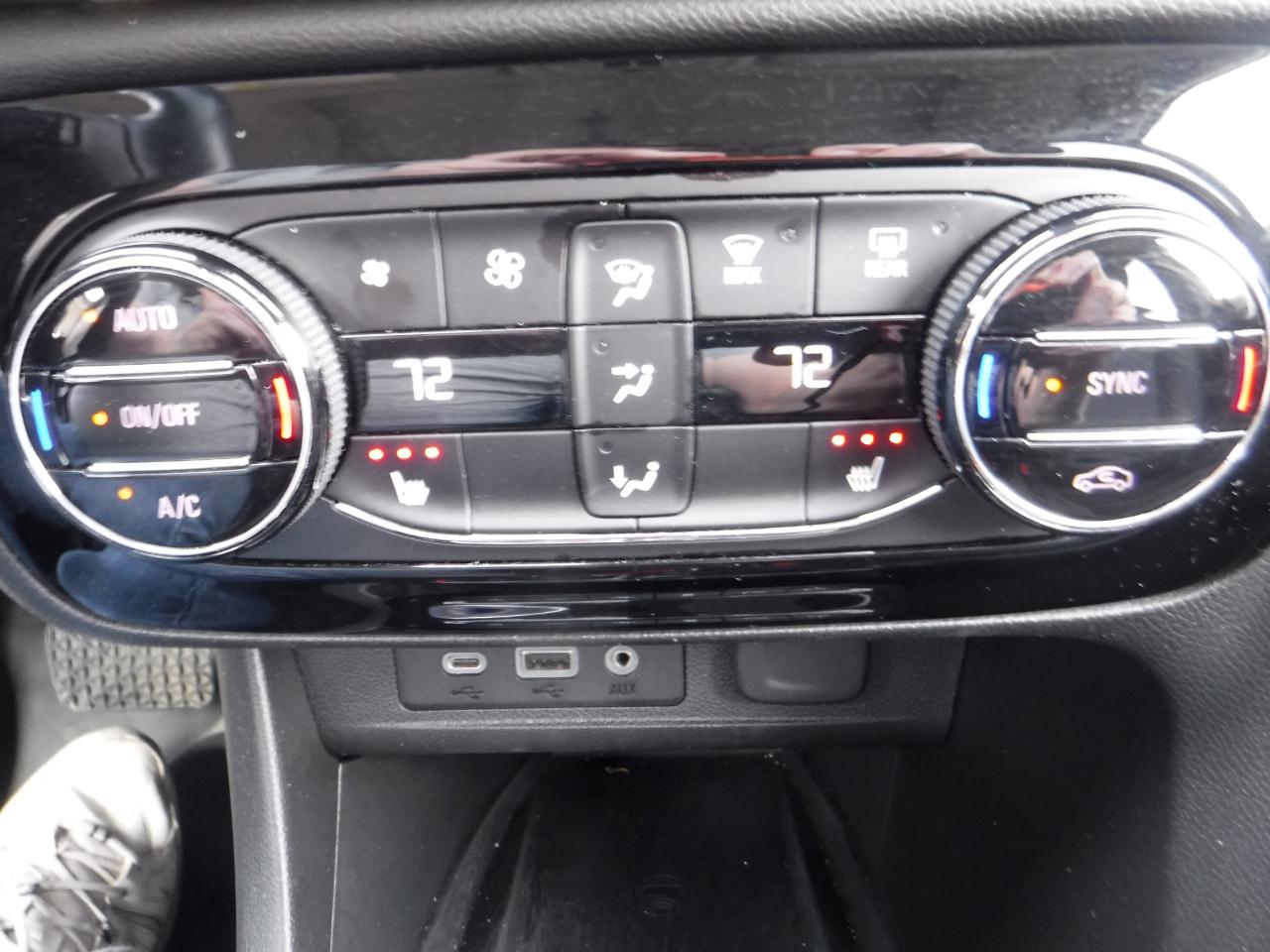 Buick Encore GX AWD 4dr Essence 2020