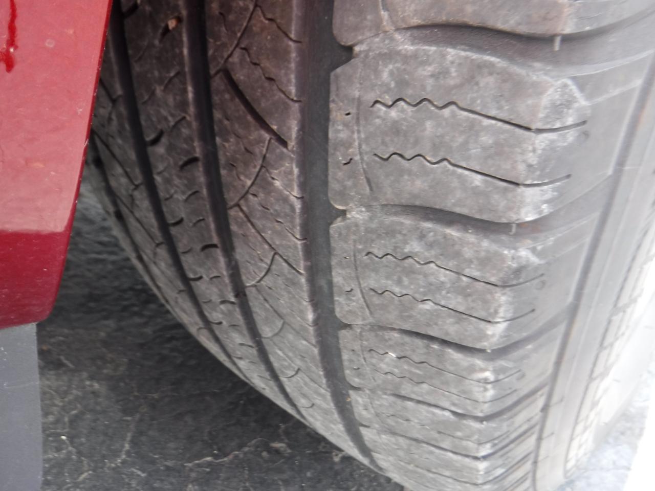 Buick Enclave FWD 4dr Leather 2015
