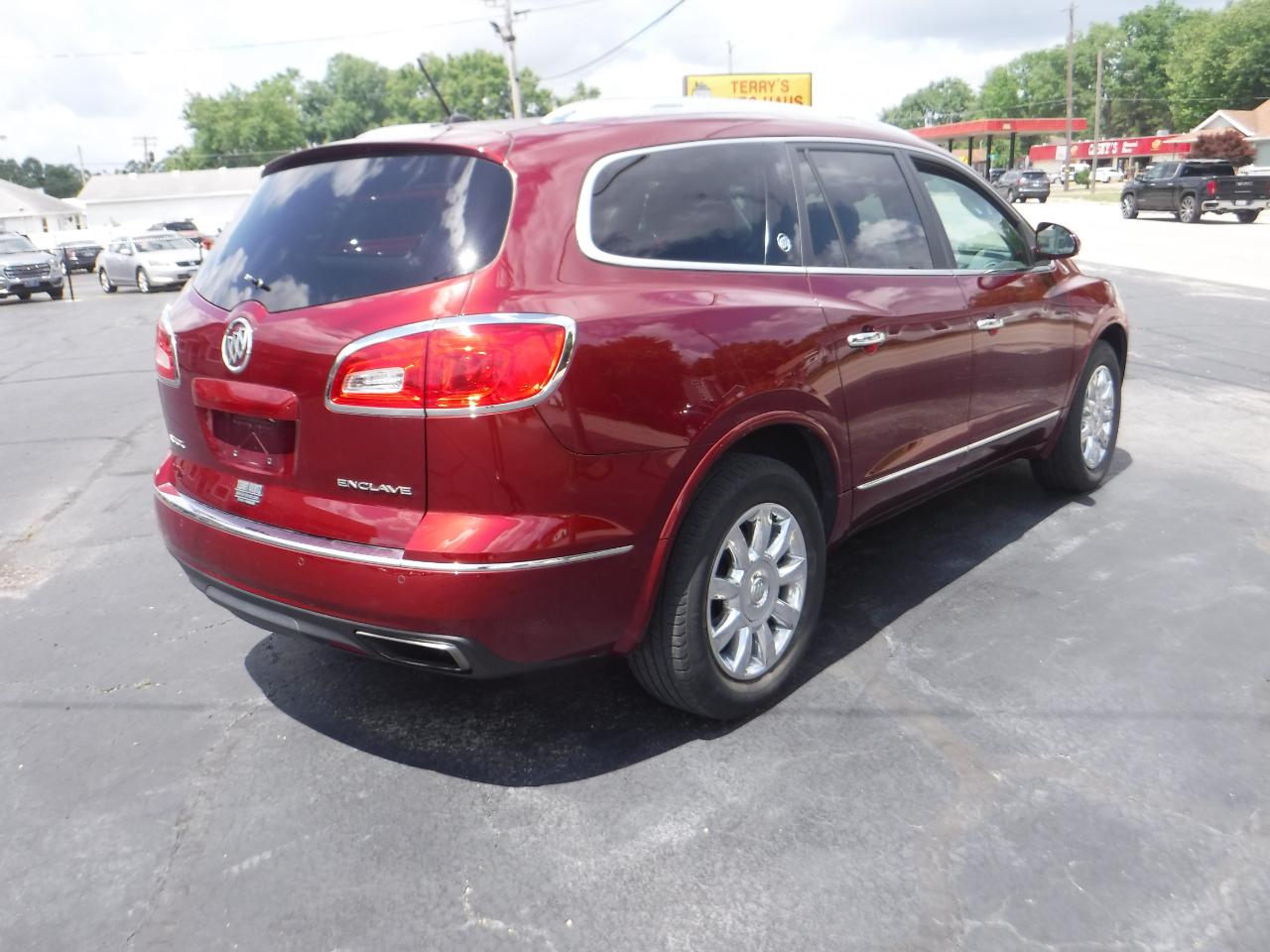 Buick Enclave FWD 4dr Leather 2015