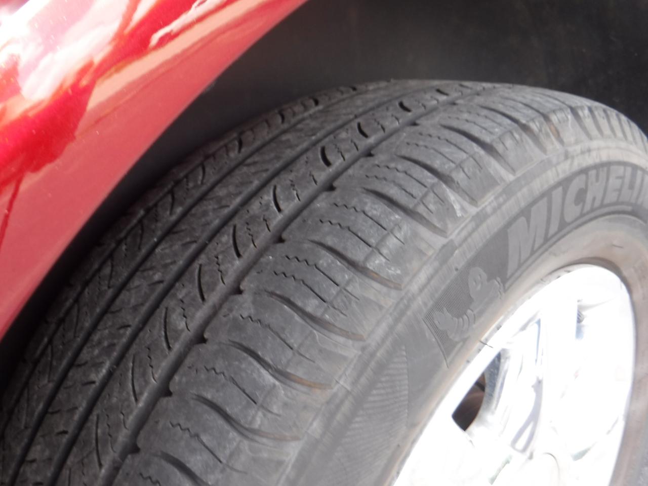 Buick Enclave FWD 4dr Leather 2015