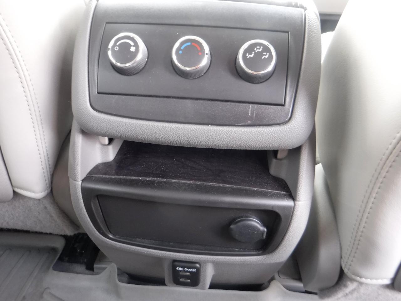 Buick Enclave FWD 4dr Leather 2015