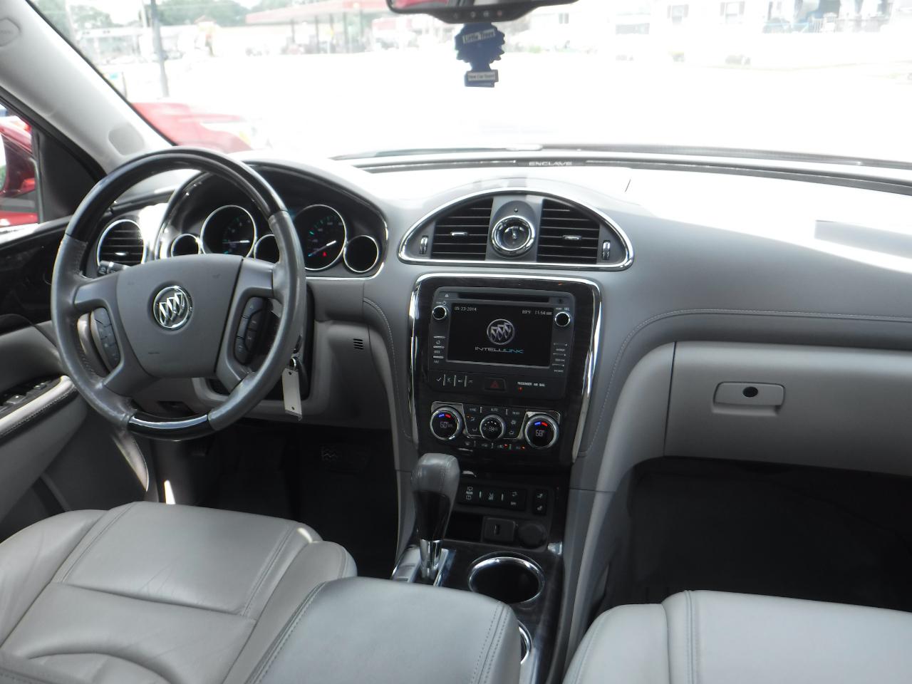 Buick Enclave FWD 4dr Leather 2015