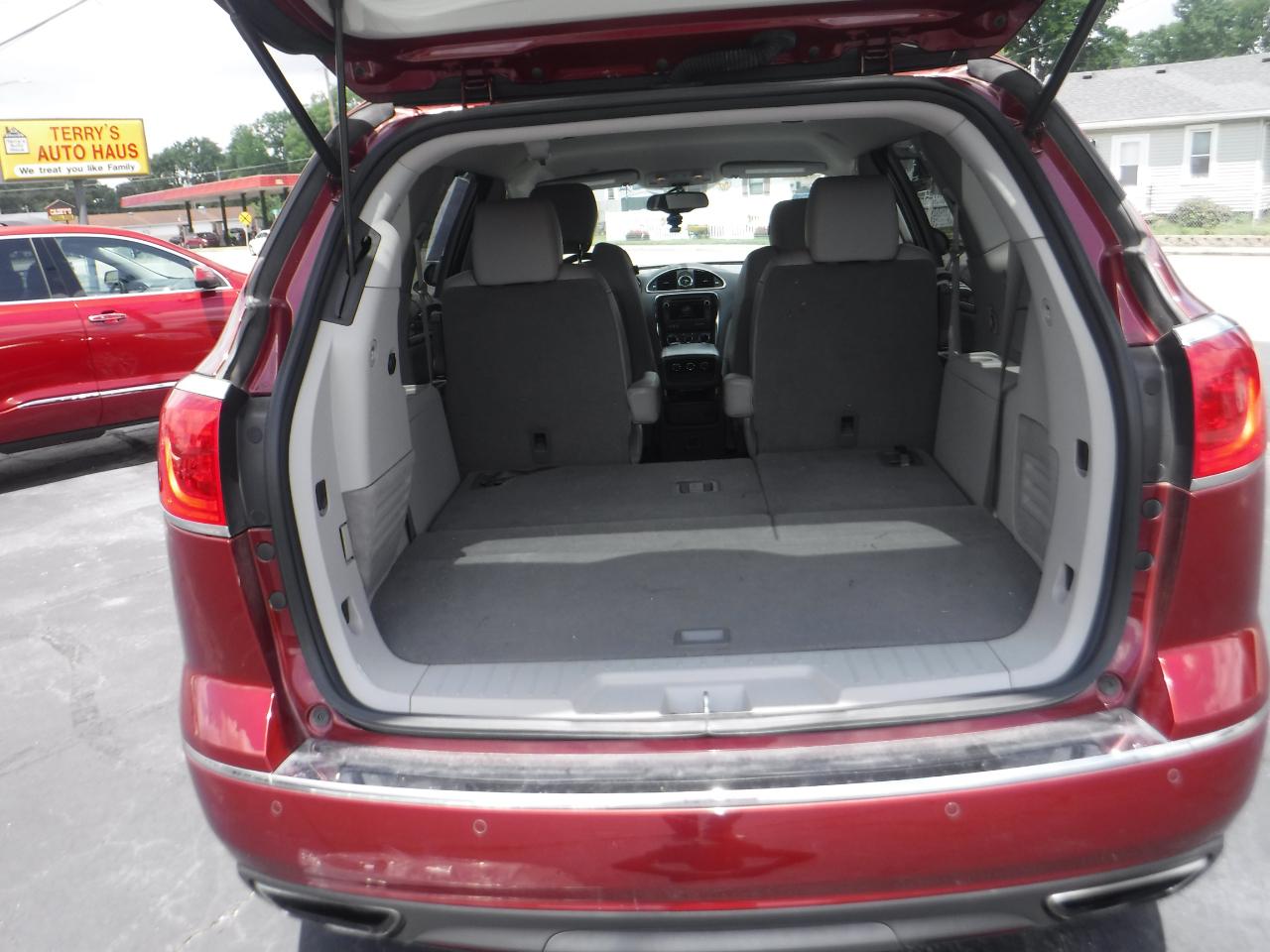 Buick Enclave FWD 4dr Leather 2015