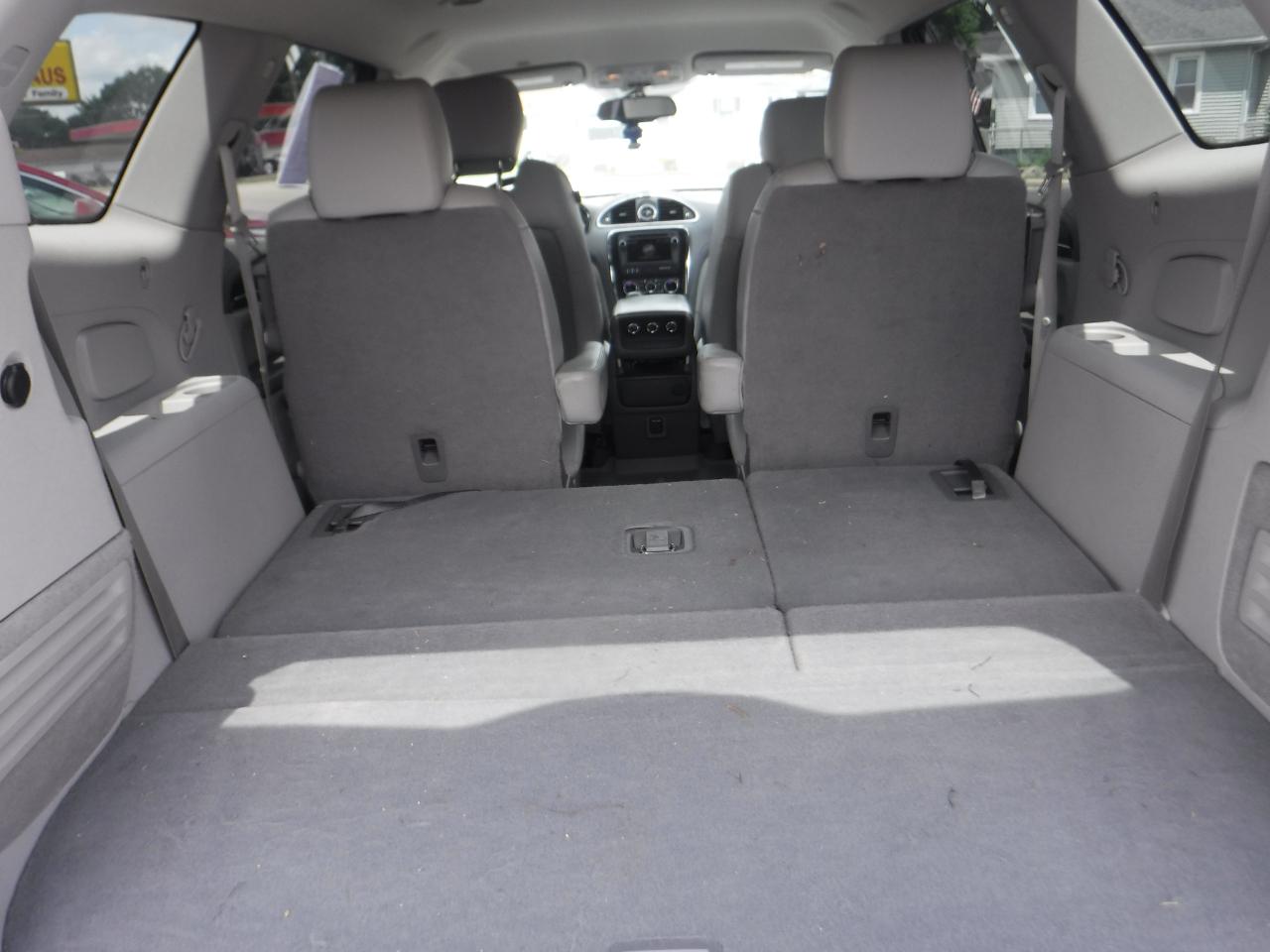 Buick Enclave FWD 4dr Leather 2015