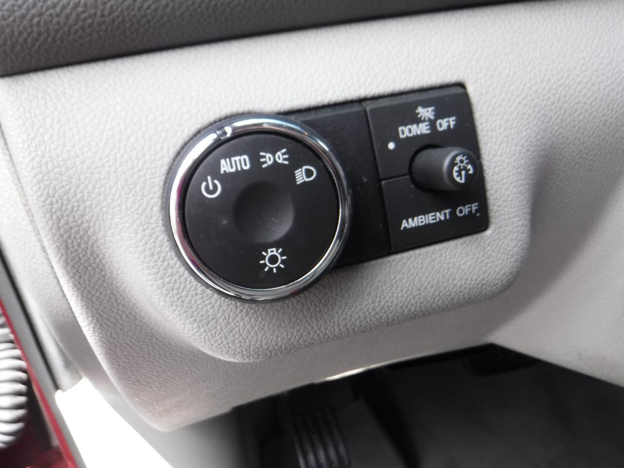 Buick Enclave FWD 4dr Leather 2015