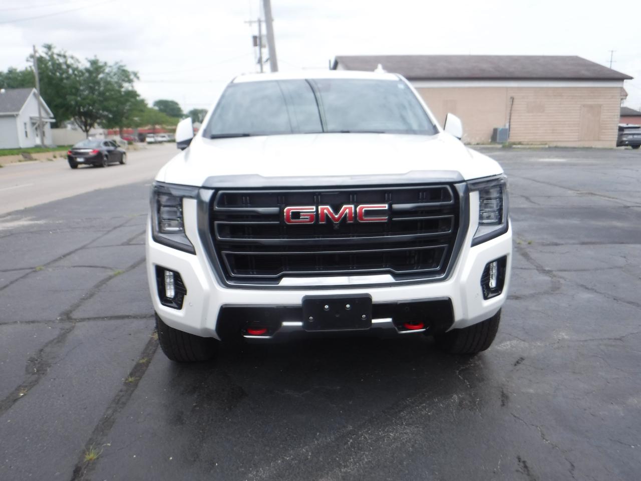 GMC Yukon 4WD 4dr AT4 2024