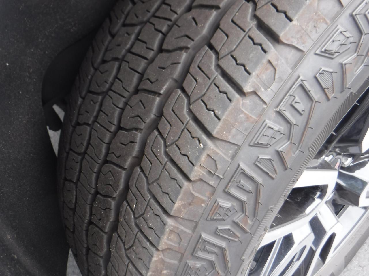 GMC Yukon 4WD 4dr AT4 2024