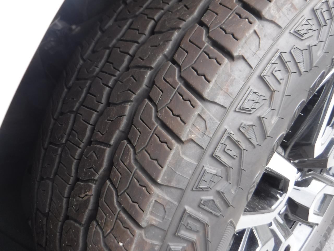 GMC Yukon 4WD 4dr AT4 2024