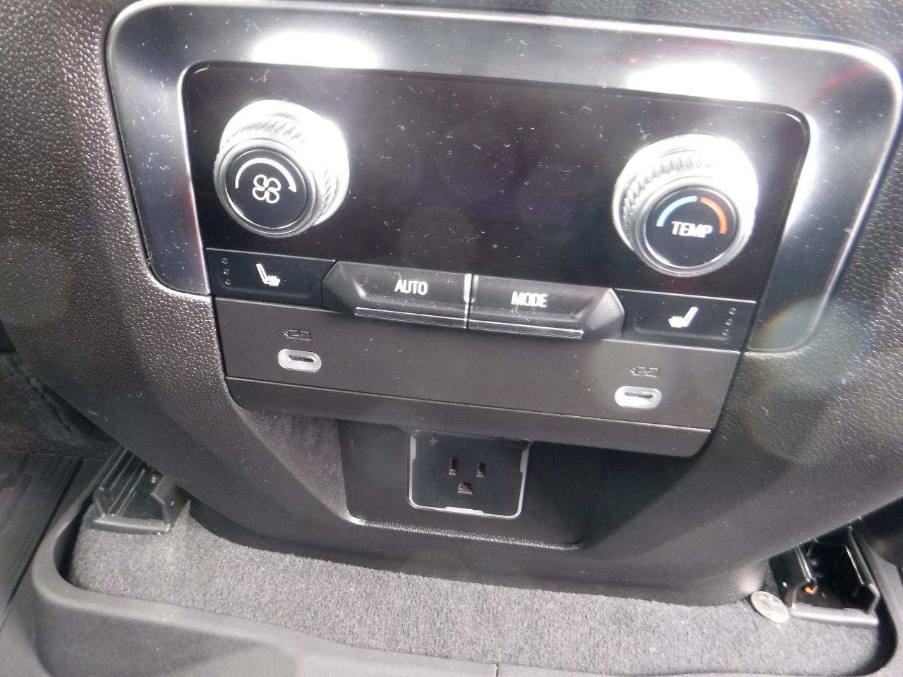 GMC Yukon 4WD 4dr AT4 2024