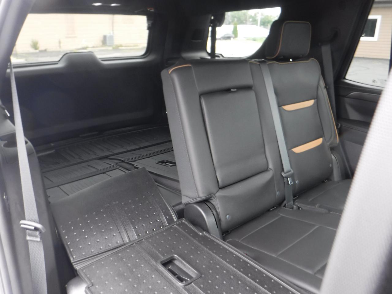 GMC Yukon 4WD 4dr AT4 2024