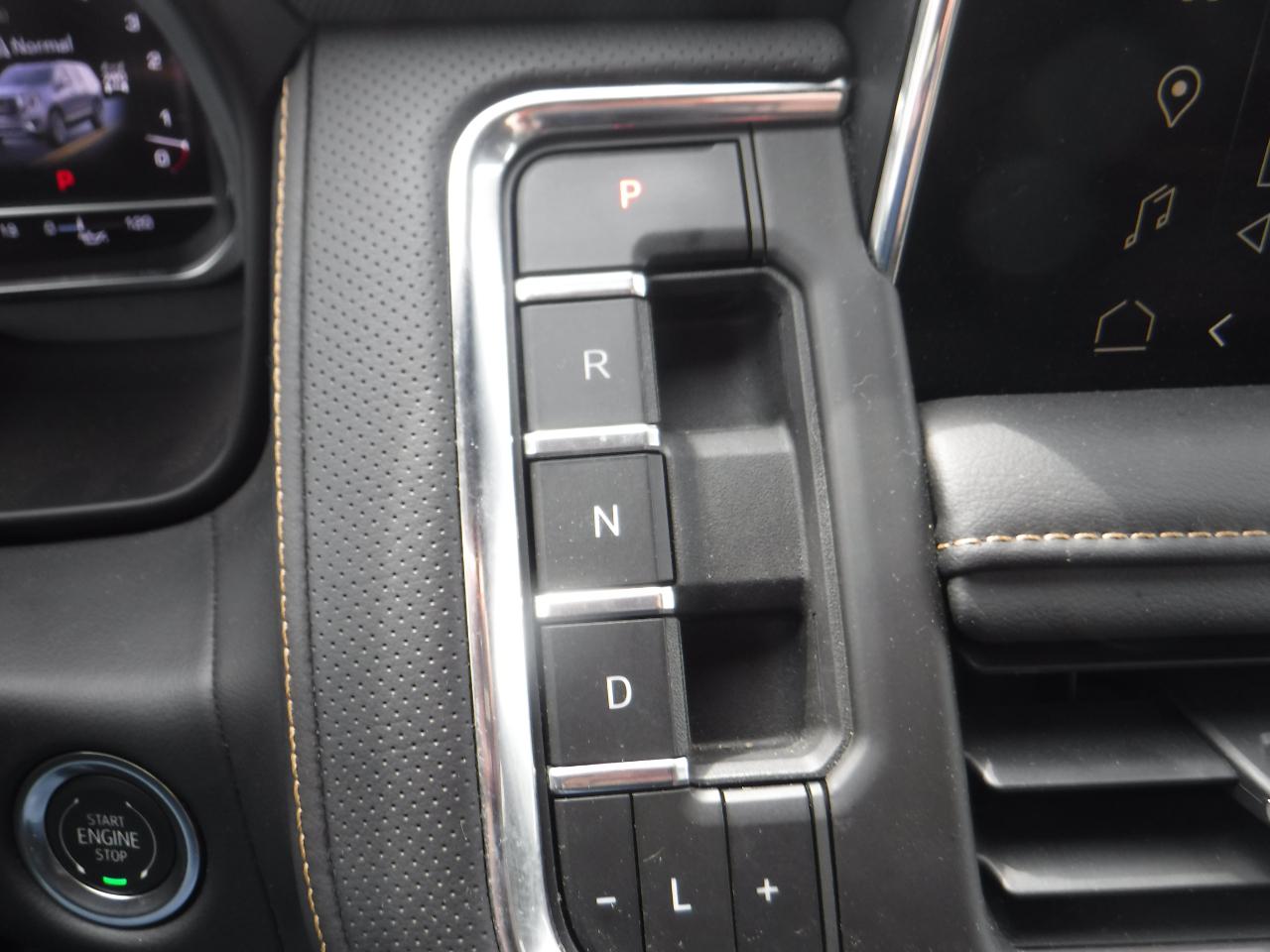 GMC Yukon 4WD 4dr AT4 2024