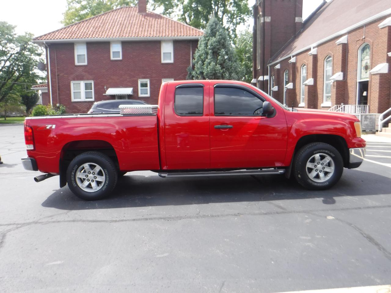 GMC Sierra 1500 2WD Ext Cab 143.5" SLE 2011