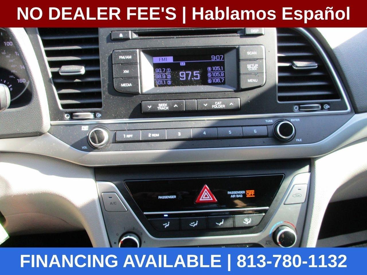 Hyundai Elantra SE 6AT 2017