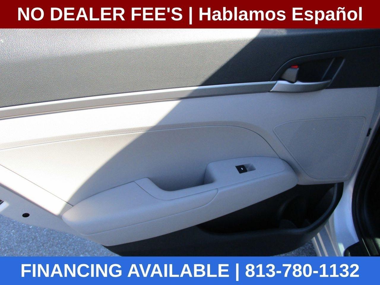 Hyundai Elantra SE 6AT 2017