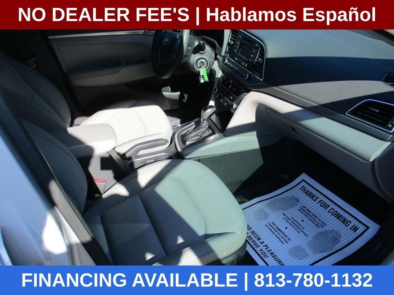 Hyundai Elantra SE 6AT 2017