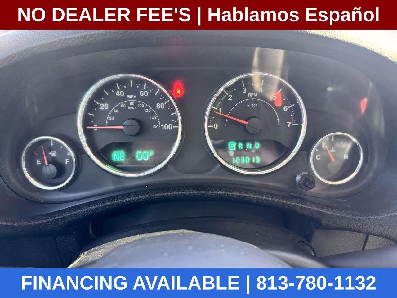 Jeep Wrangler Unlimited Sahara 4WD 2013