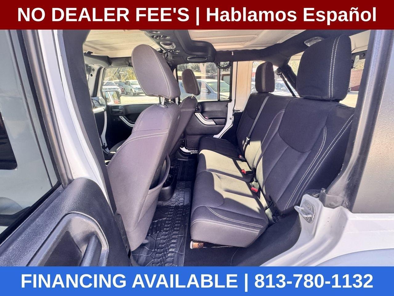 Jeep Wrangler Unlimited Sahara 4WD 2013