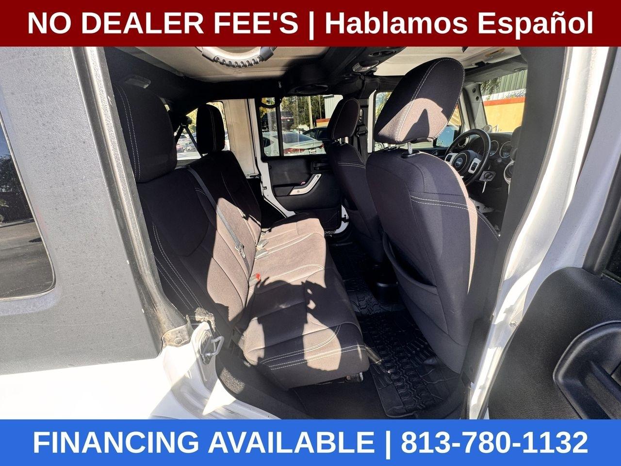 Jeep Wrangler Unlimited Sahara 4WD 2013