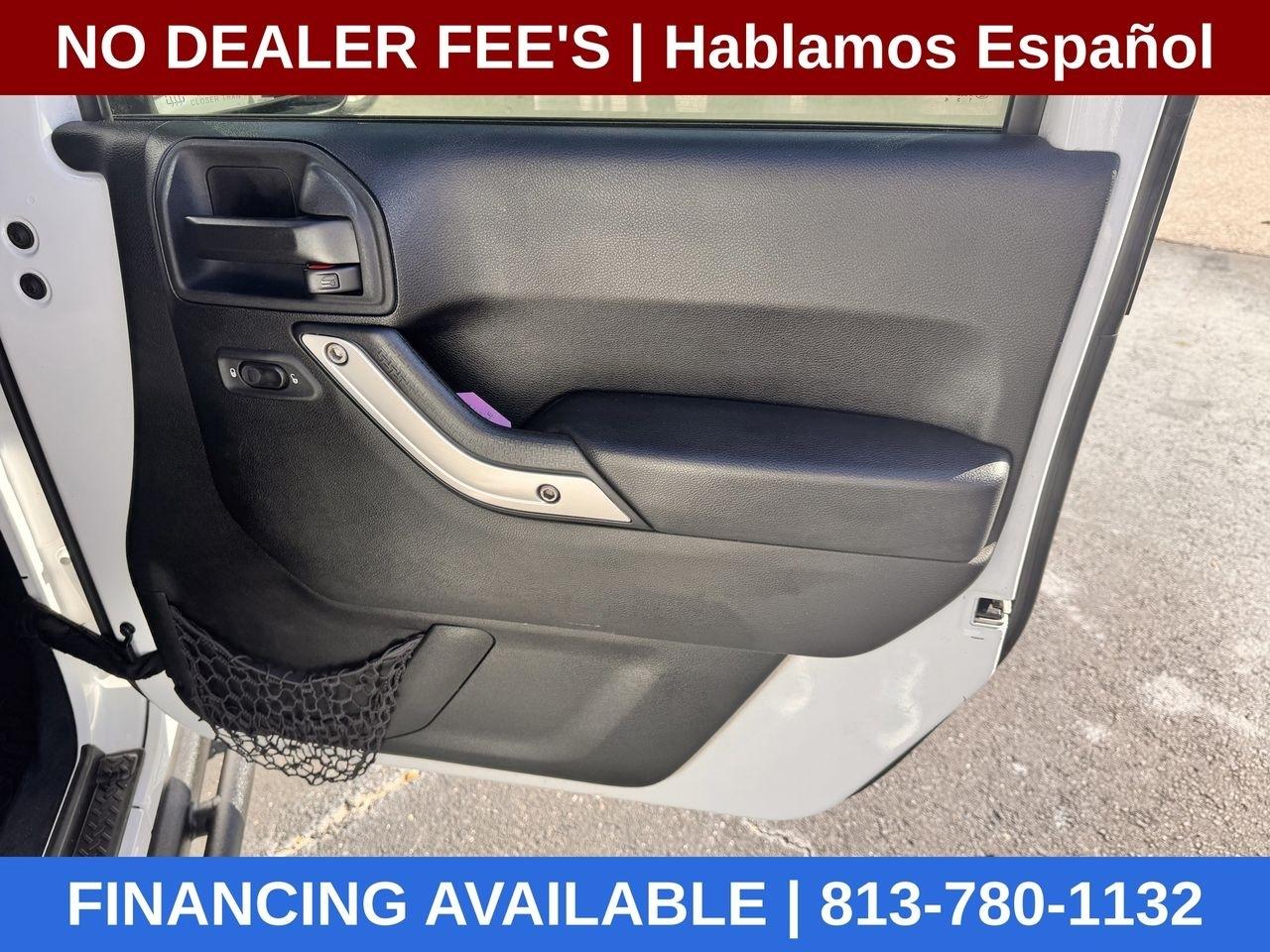 Jeep Wrangler Unlimited Sahara 4WD 2013