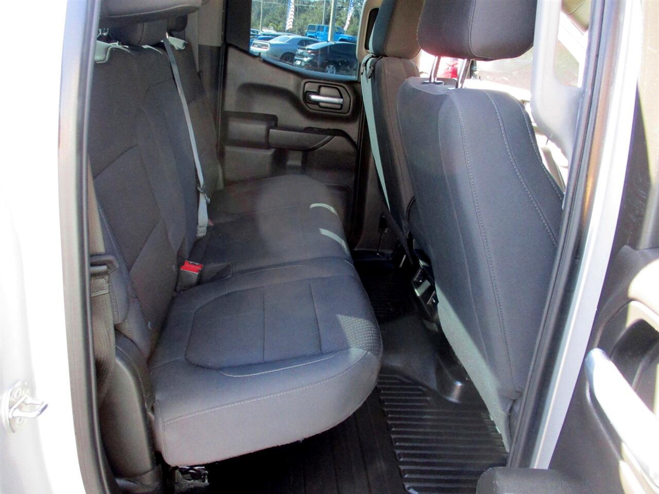 GMC Sierra 1500 Base Double Cab 2WD 2021 GMC Sierra 1500 Base Double Cab 2WD 2021