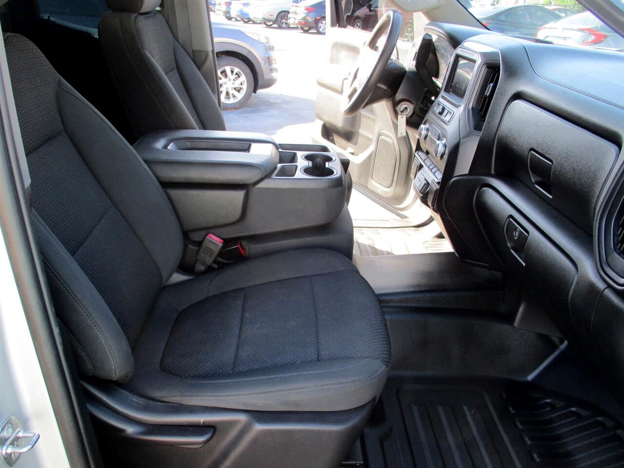 GMC Sierra 1500 Base Double Cab 2WD 2021 GMC Sierra 1500 Base Double Cab 2WD 2021