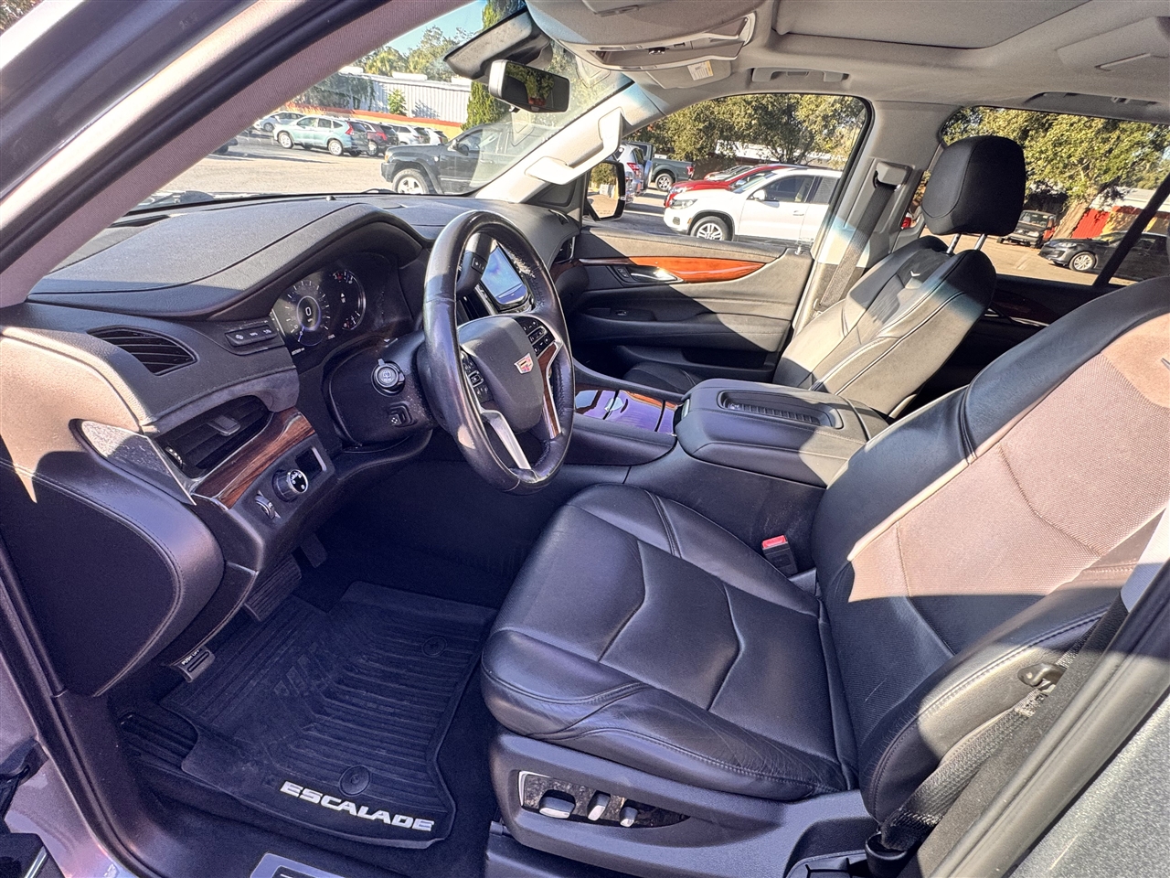 Cadillac Escalade Luxury 2WD 2018 Cadillac Escalade Luxury 2WD 2018