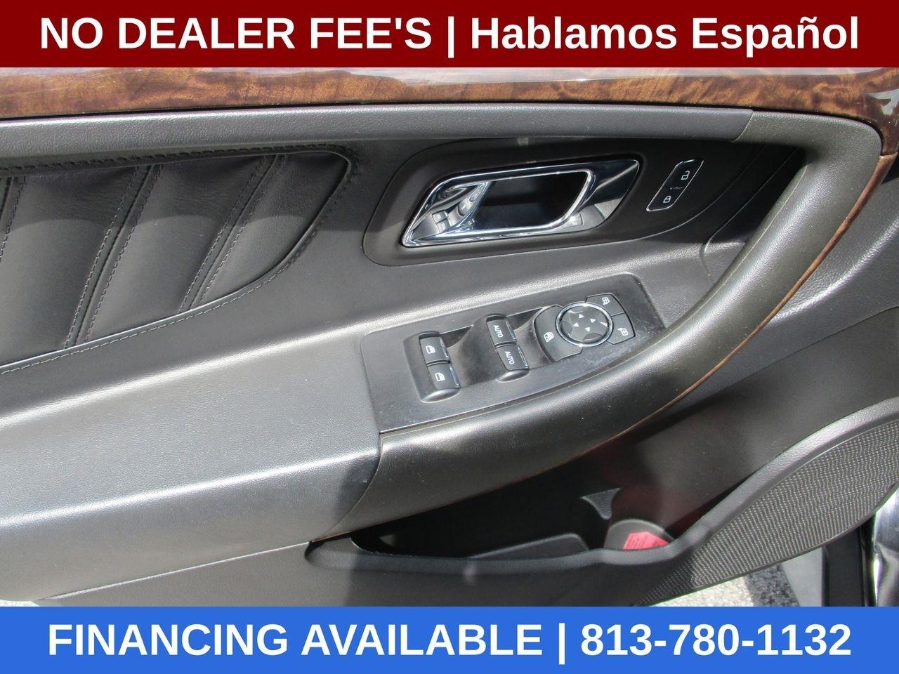 Ford Taurus Limited FWD 2019