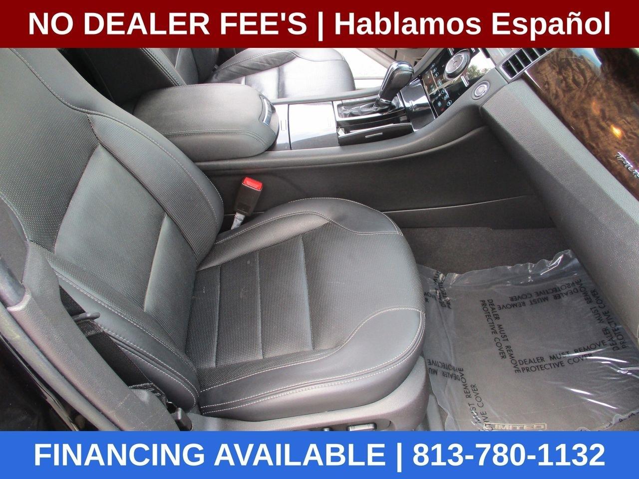 Ford Taurus Limited FWD 2019