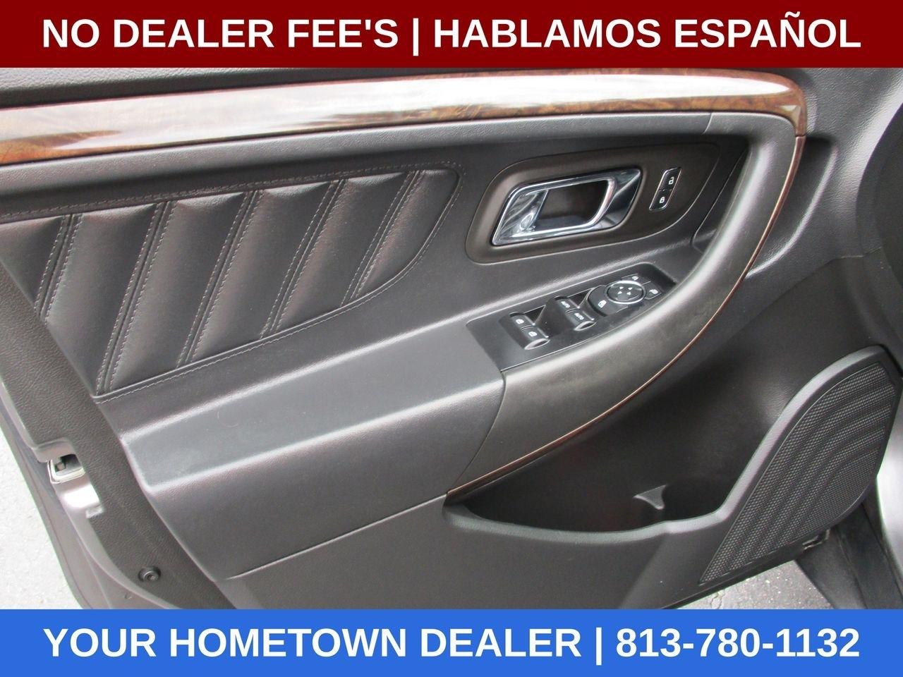 Ford Taurus Limited FWD 2014