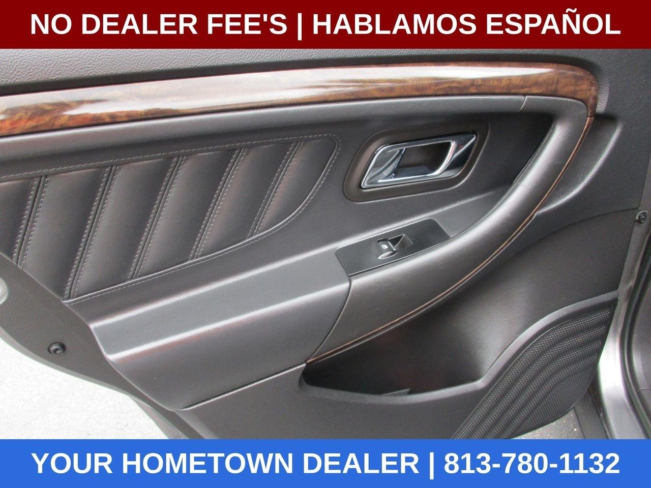 Ford Taurus Limited FWD 2014