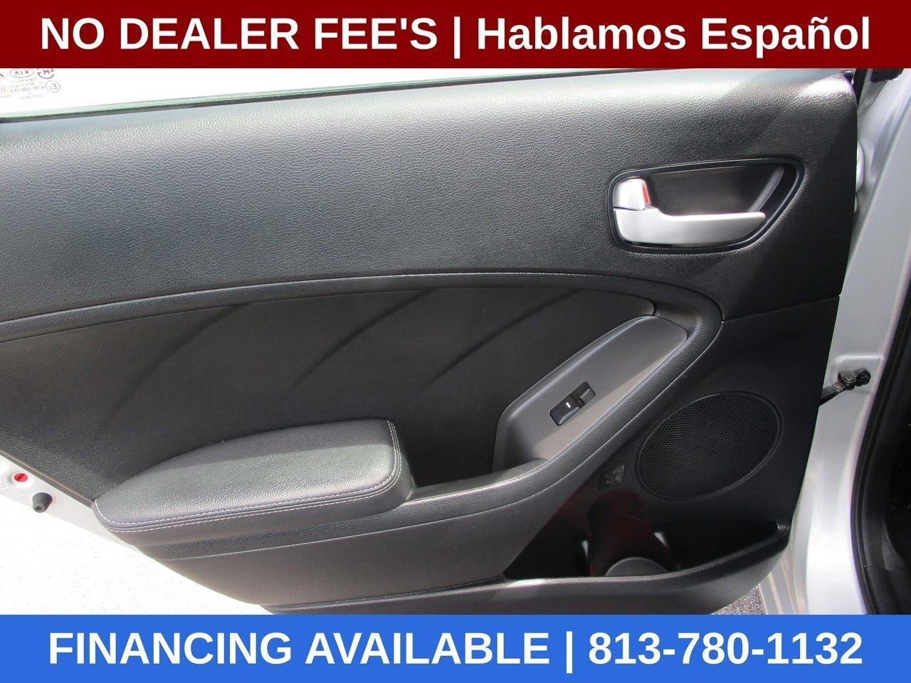 Kia Forte 5-Door LX 2017