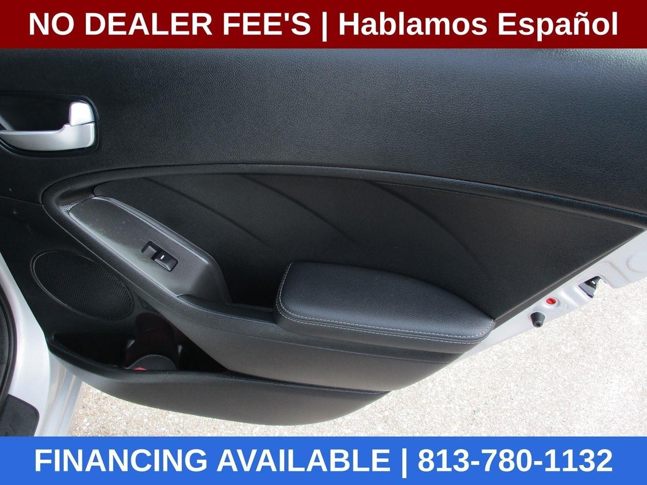 Kia Forte 5-Door LX 2017