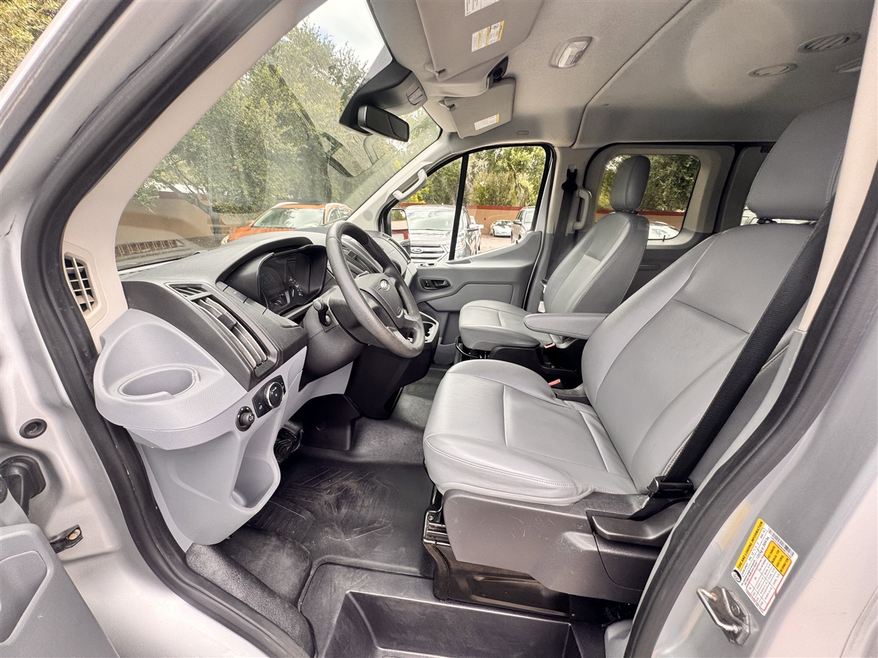 2019 Ford Transit XL photo 14