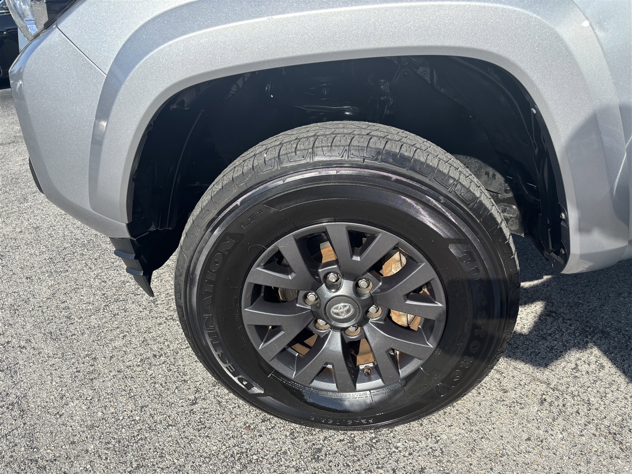 Toyota Tacoma SR5 Double Cab Long Bed V6 6AT 2WD 2020 Toyota Tacoma SR5 Double Cab Long Bed V6 6AT 2WD 2020