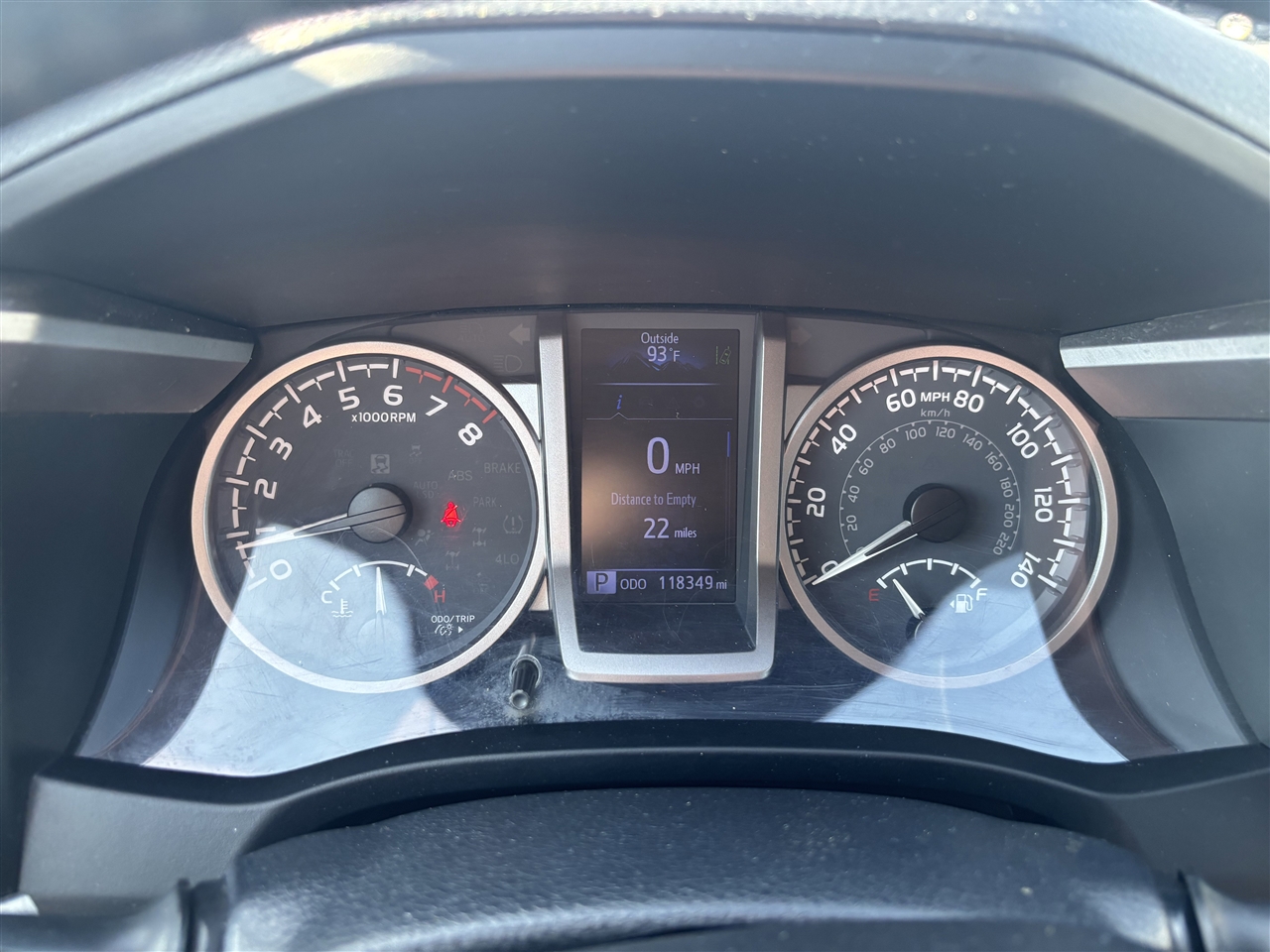 Toyota Tacoma SR5 Double Cab Long Bed V6 6AT 2WD 2020 Toyota Tacoma SR5 Double Cab Long Bed V6 6AT 2WD 2020