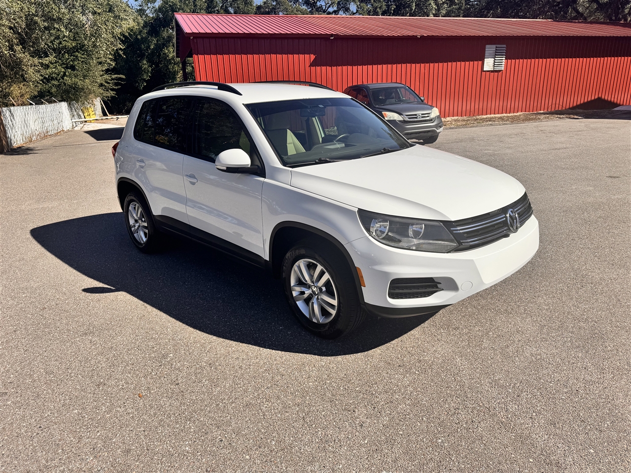 Volkswagen Tiguan S 2016 Volkswagen Tiguan S 2016