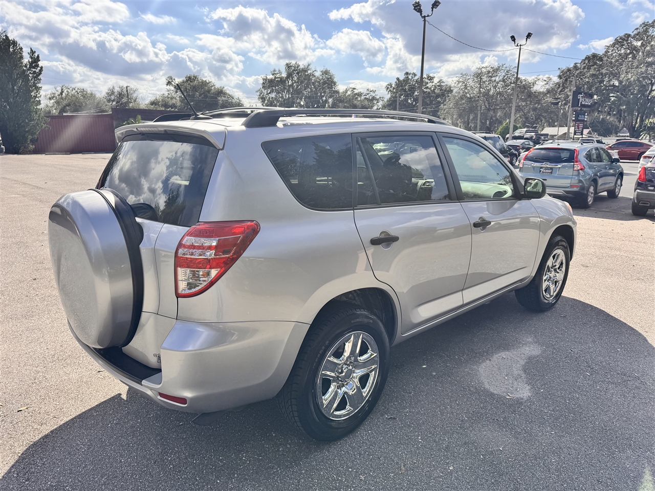 2011 Toyota RAV4 Base photo 4