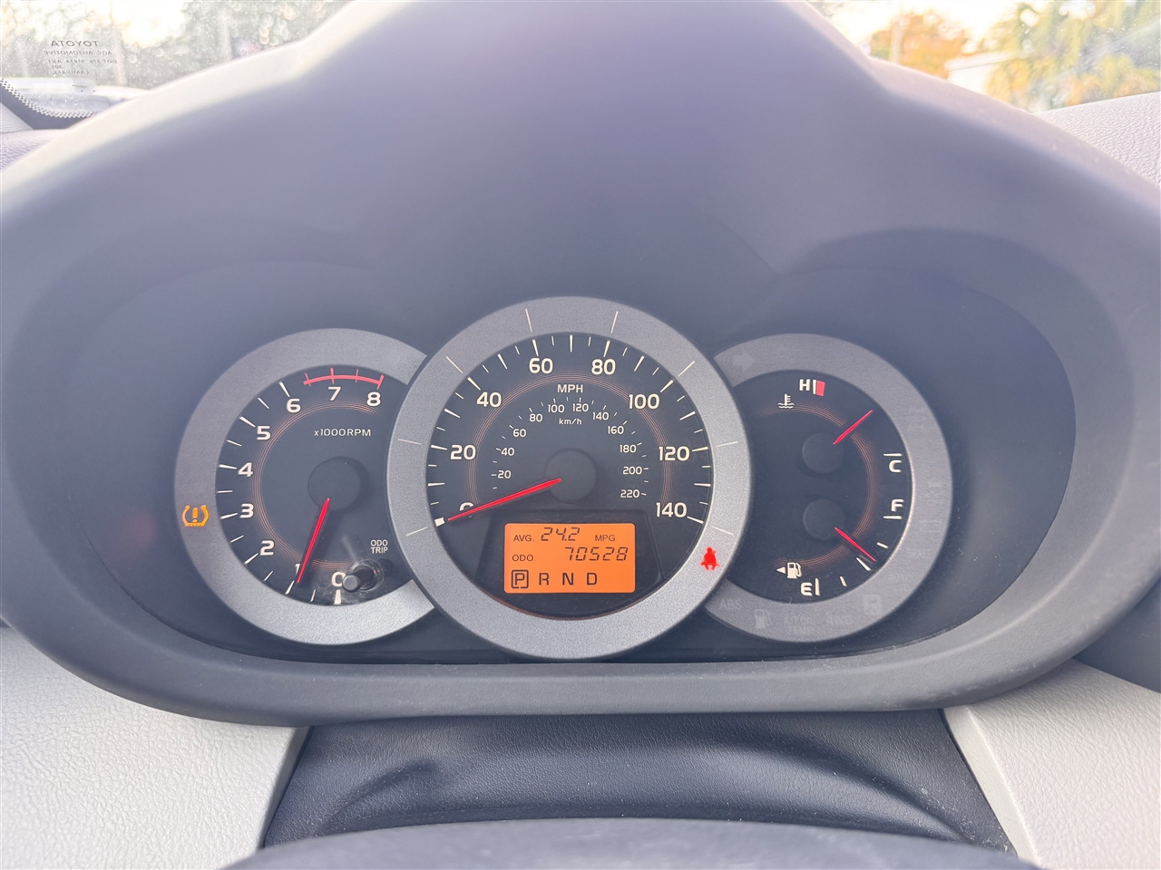 Toyota RAV4 Base I4 2WD 2011