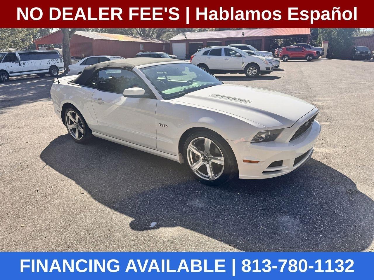 Ford Mustang GT convertible 2013