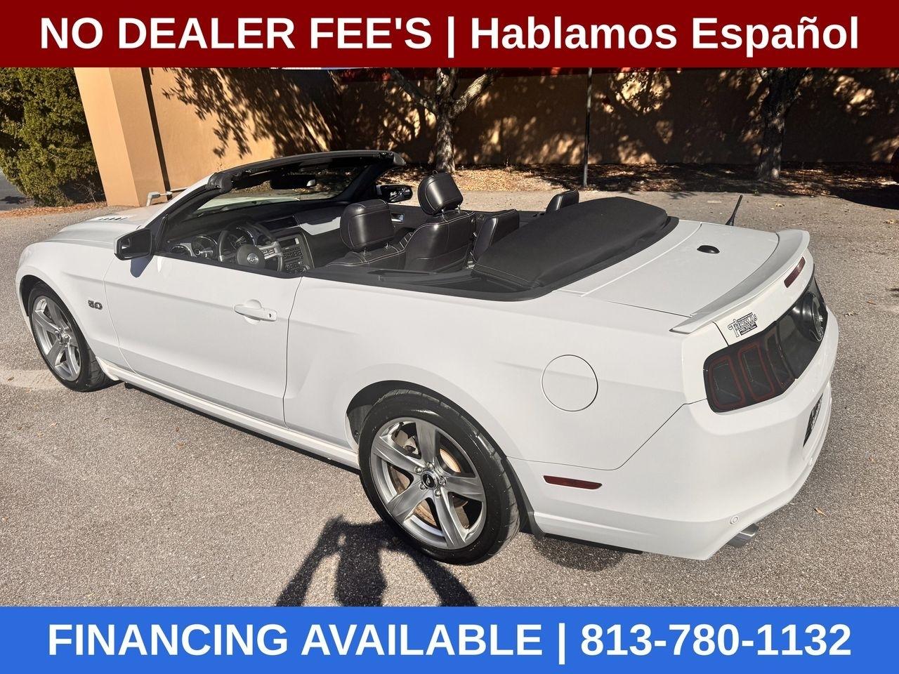 Ford Mustang GT convertible 2013