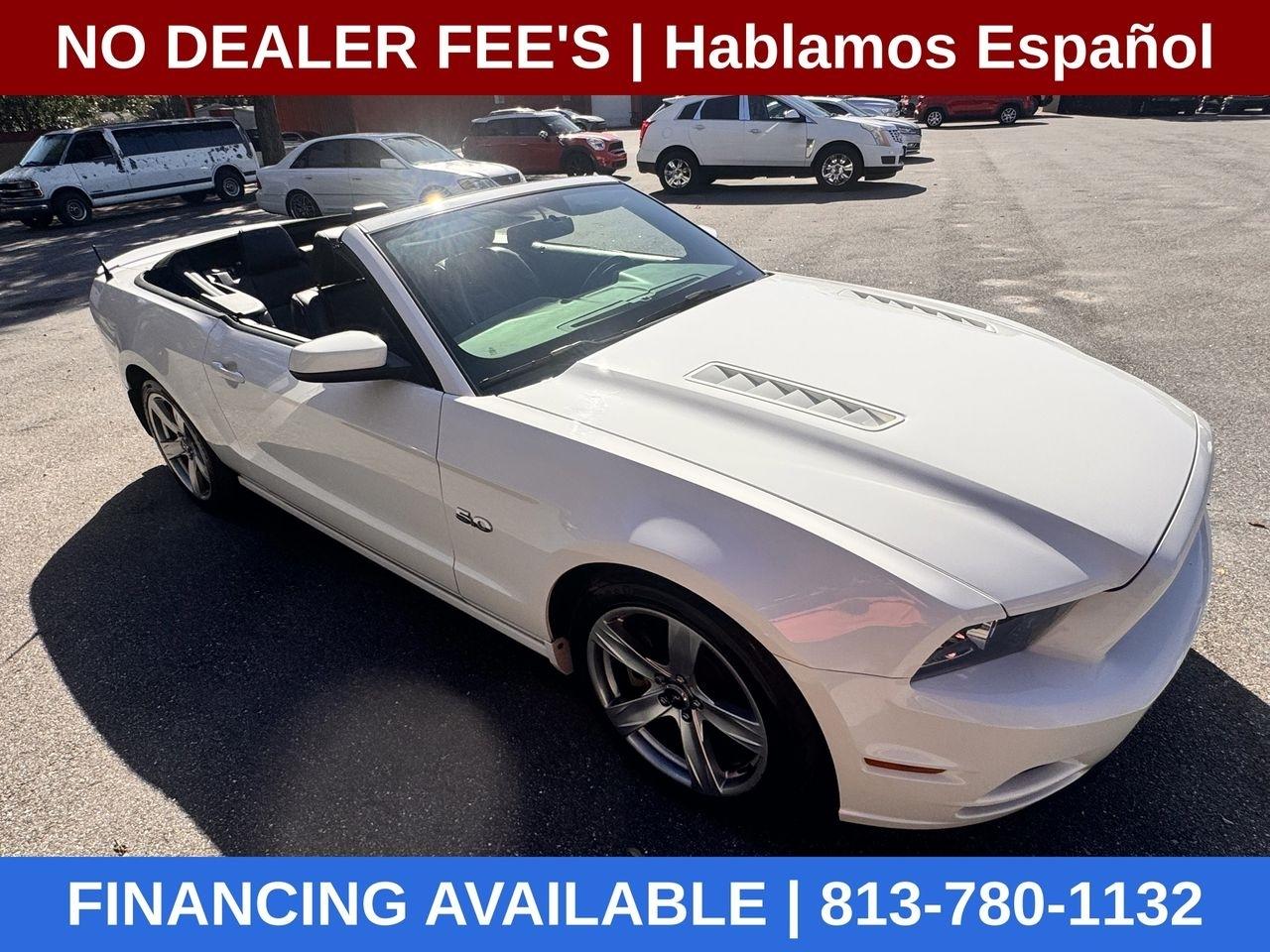 Ford Mustang GT convertible 2013