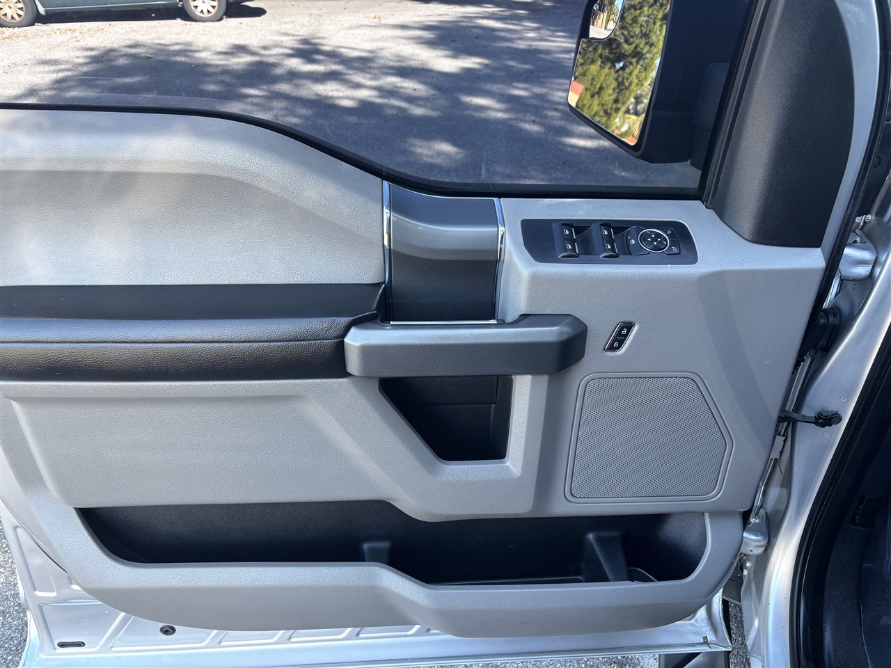 Ford F-150 XLT SuperCrew 6.5-ft. Bed 4WD 2015