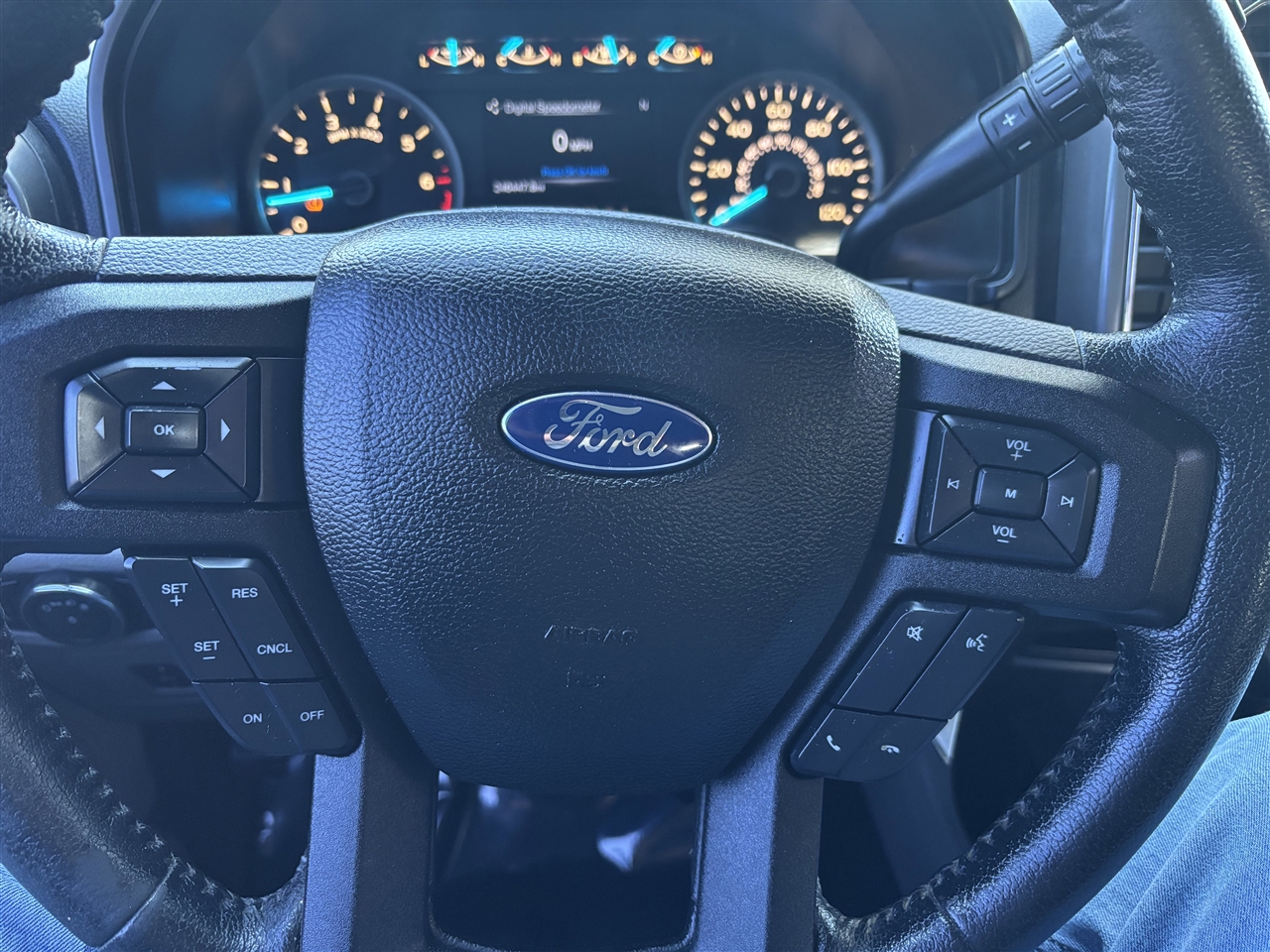 Ford F-150 XLT SuperCrew 6.5-ft. Bed 4WD 2015